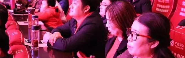  电竞公益赛温暖开启，爱心传递彰显体育精神  