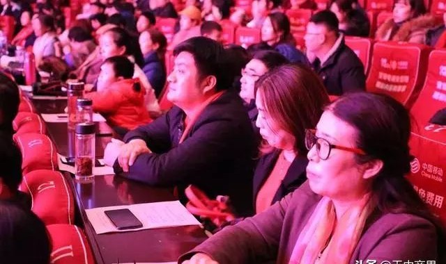  电竞公益赛温暖开启，爱心传递彰显体育精神  