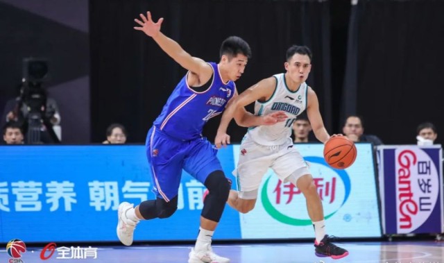  天津先行者三分命中率超四成轻取青岛