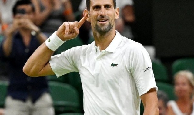  辛纳底线对抗占优，完胜名将晋级次轮