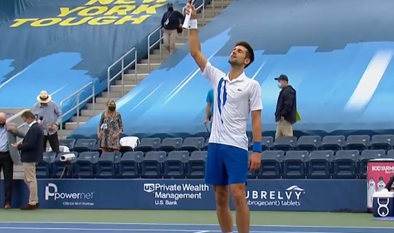  德约科维奇温网封王，刷新男子网坛历史纪录