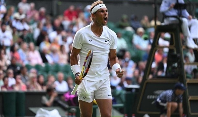  丘里奇ACE雨突袭，创纪录横扫晋级第二轮