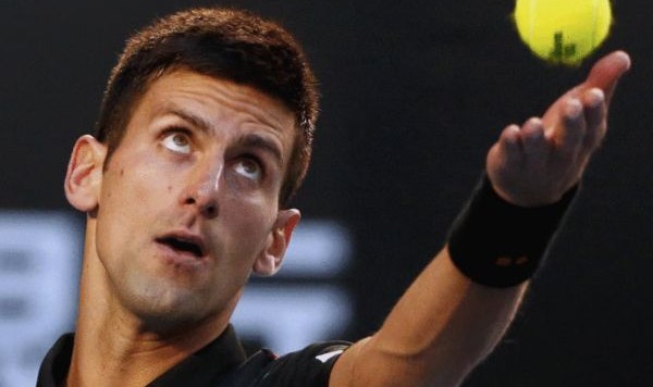  雨中激战考验意志，德约险胜晋级决赛