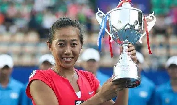  兹维列夫柏林登顶，本土作战斩获职业生涯首冠