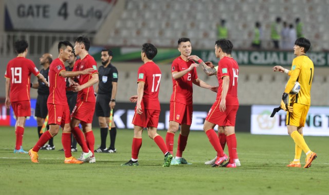  世界杯预选赛，国足力克亚洲劲旅