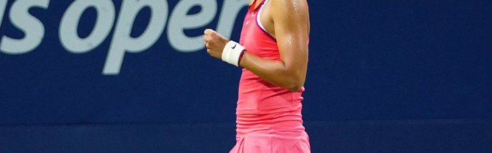  郑钦文逆转晋级，中国金花闪耀巴黎