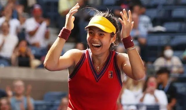  拉杜卡努复出首秀虽败犹显复苏迹象