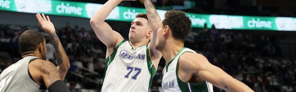  布克末节独得15分，太阳逆转战胜爵士队