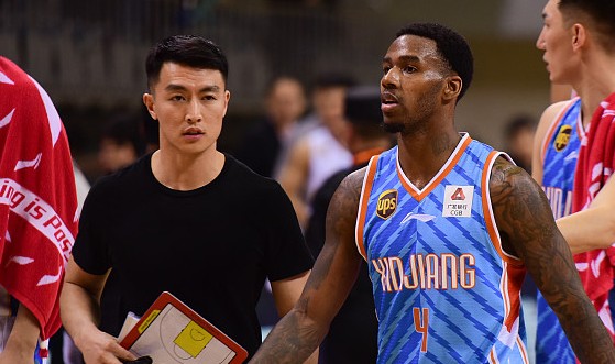  江苏肯帝亚末节崩盘，遭新疆广汇逆转失利