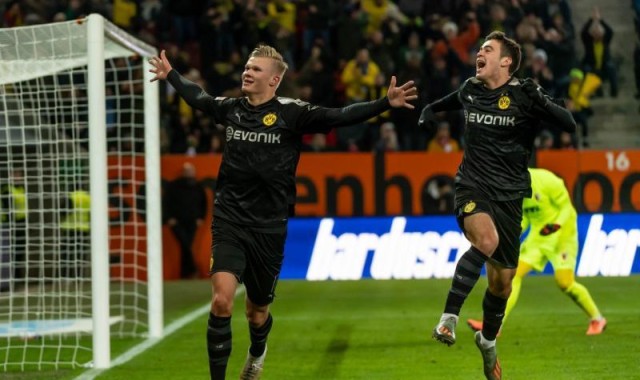  哈兰德帽子戏法助球队晋级决赛