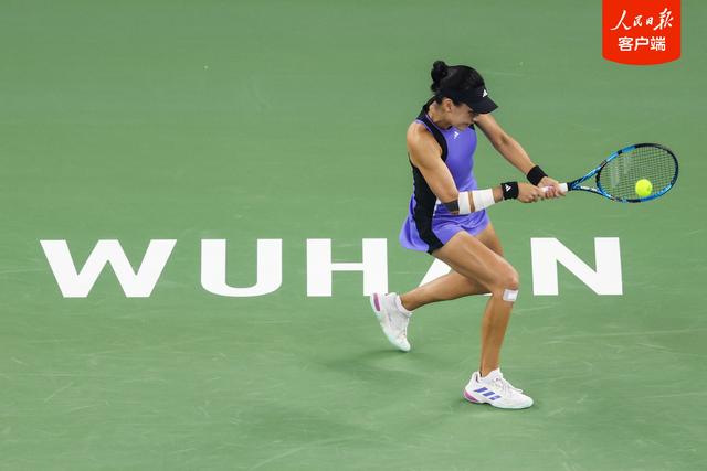  女子网坛新生代崛起，高芙与萨巴伦卡会师半决赛  