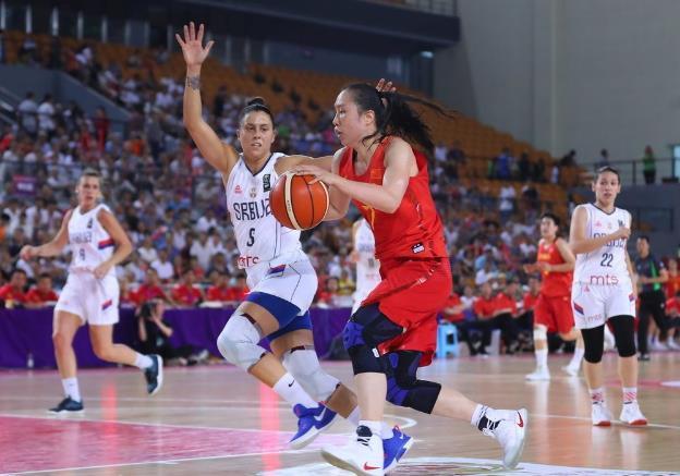  女子篮球联赛崛起，巾帼英雄不让须眉