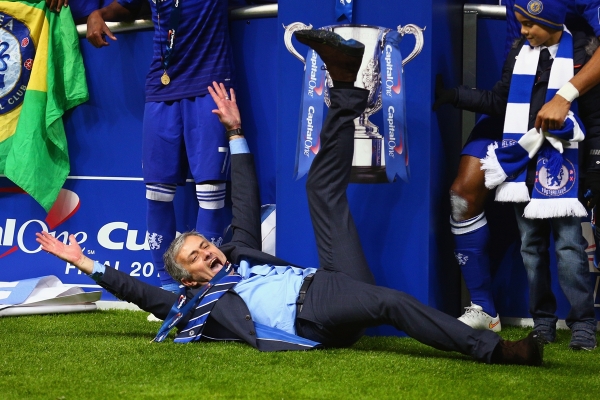  曼城横扫联赛创纪录，瓜帅战术显威力